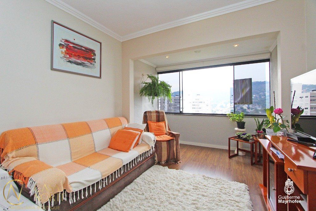 Apartamento à venda com 2 quartos, 71m², 1 vaga, Rua Octavio de Souza no bairro Teresópolis em Porto Alegre