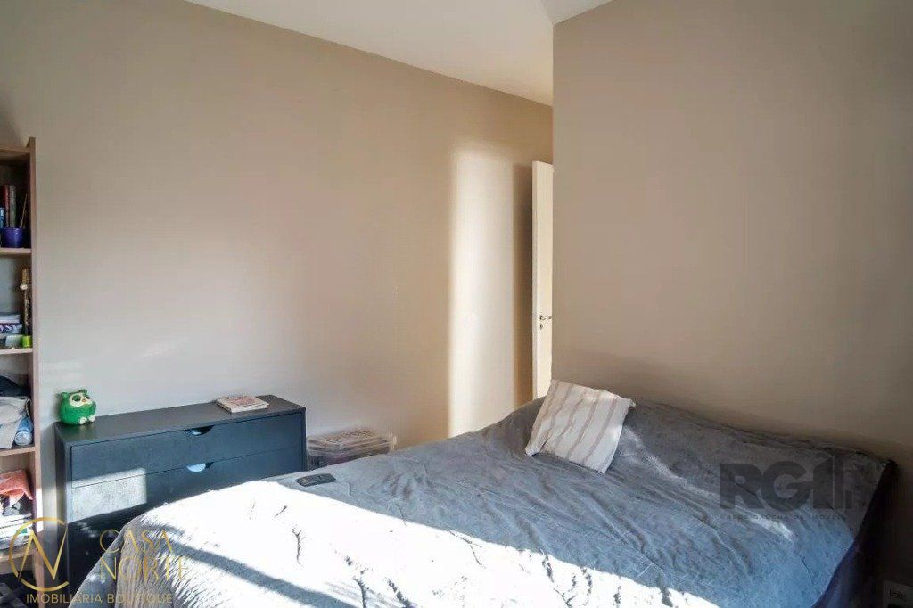 Apartamento à venda com 3 quartos, 61m², 1 suíte, 1 vaga, Avenida Juca Batista no bairro Cavalhada em Porto Alegre