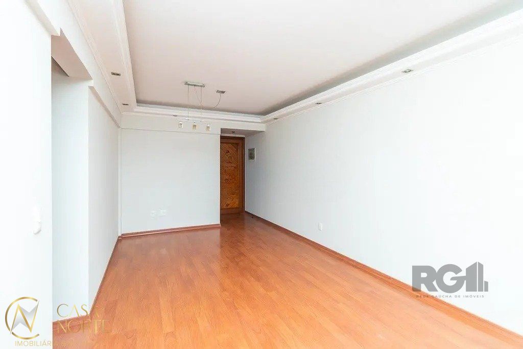 Apartamento à venda com 2 quartos, 77m², 1 vaga, Rua Doutor Murtinho no bairro Bom Jesus em Porto Alegre