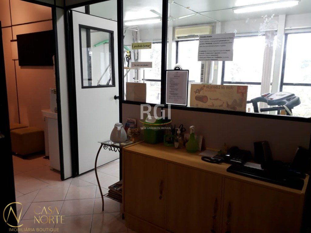 Sala Comercial à venda , 46m², 1 vaga, Avenida Teresópolis no bairro Teresópolis em Porto Alegre
