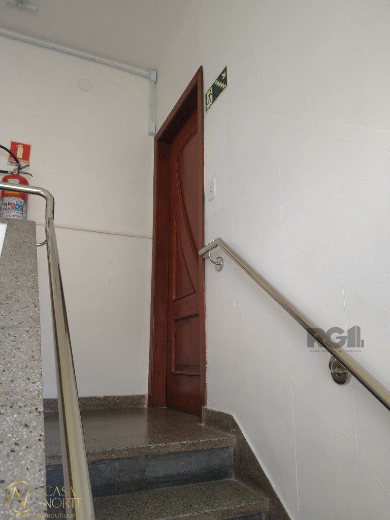 Apartamento à venda com 1 quarto, 45m², Praça Guia Lopes no bairro Teresópolis em Porto Alegre