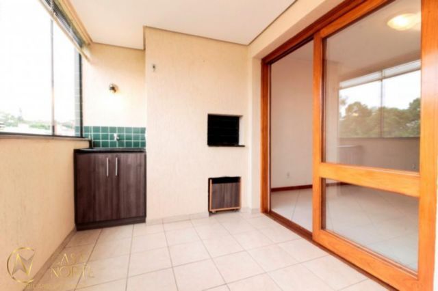 Apartamento à venda com 2 quartos, 94m², 1 suíte, 1 vaga, Rua Guilherme Alves no bairro Petrópolis em Porto Alegre
