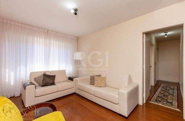 Apartamento à venda com 3 quartos, 97m², 1 suíte, 1 vaga, Avenida Bage no bairro Petrópolis em Porto Alegre