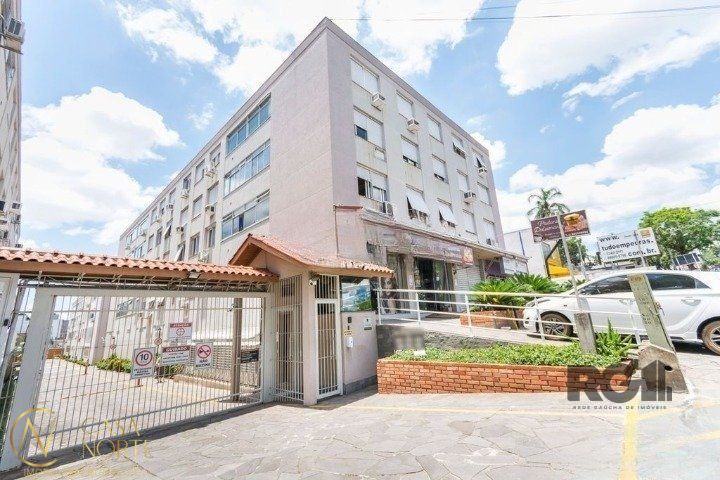 Apartamento à venda com 3 quartos, 86m², 1 vaga, Avenida do Forte no bairro Vila Ipiranga em Porto Alegre