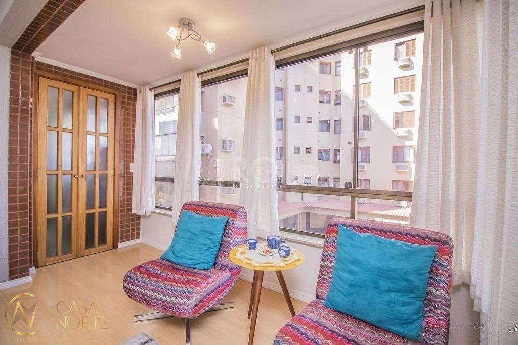 Apartamento à venda com 2 quartos, 85m², 1 suíte, 2 vagas, Rua Irmao Augusto no bairro Jardim Lindóia em Porto Alegre