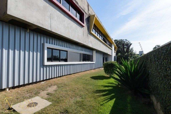 Prédio Comercial à venda , 630m², Avenida Taquary no bairro Cristal em Porto Alegre