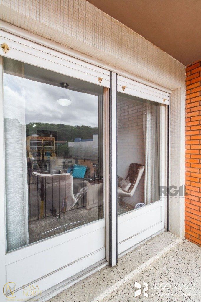 Apartamento à venda com 3 quartos, 88m², 1 vaga, Avenida Doutor Carlos Barbosa no bairro Medianeira em Porto Alegre