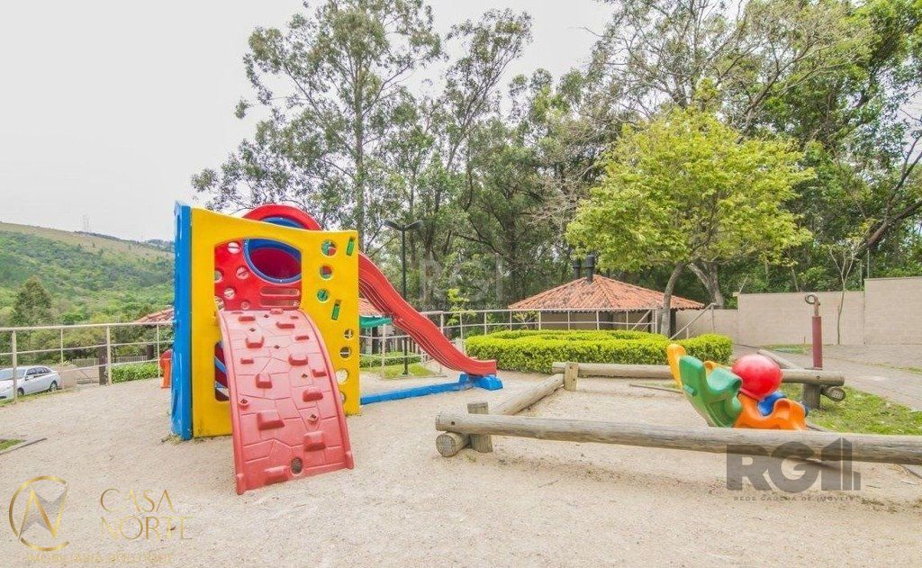 Apartamento à venda com 2 quartos, 52m², 1 vaga, Rua Carlos Reverbel no bairro Jardim Carvalho em Porto Alegre