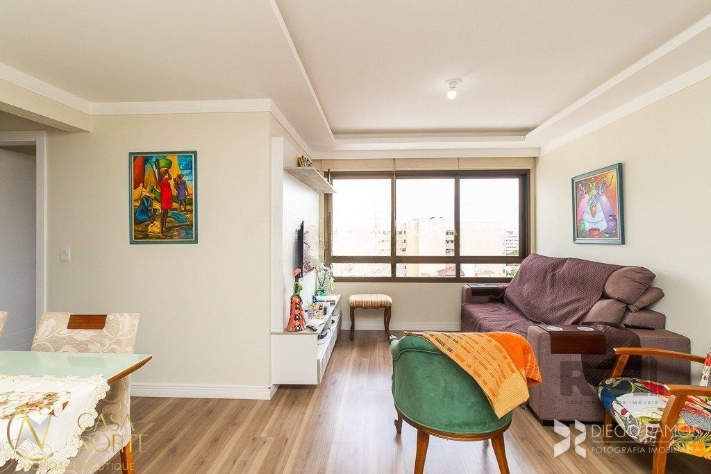 Apartamento à venda com 3 quartos, 74m², 1 suíte, 2 vagas, Rua Casemiro de Abreu no bairro Bela Vista em Porto Alegre