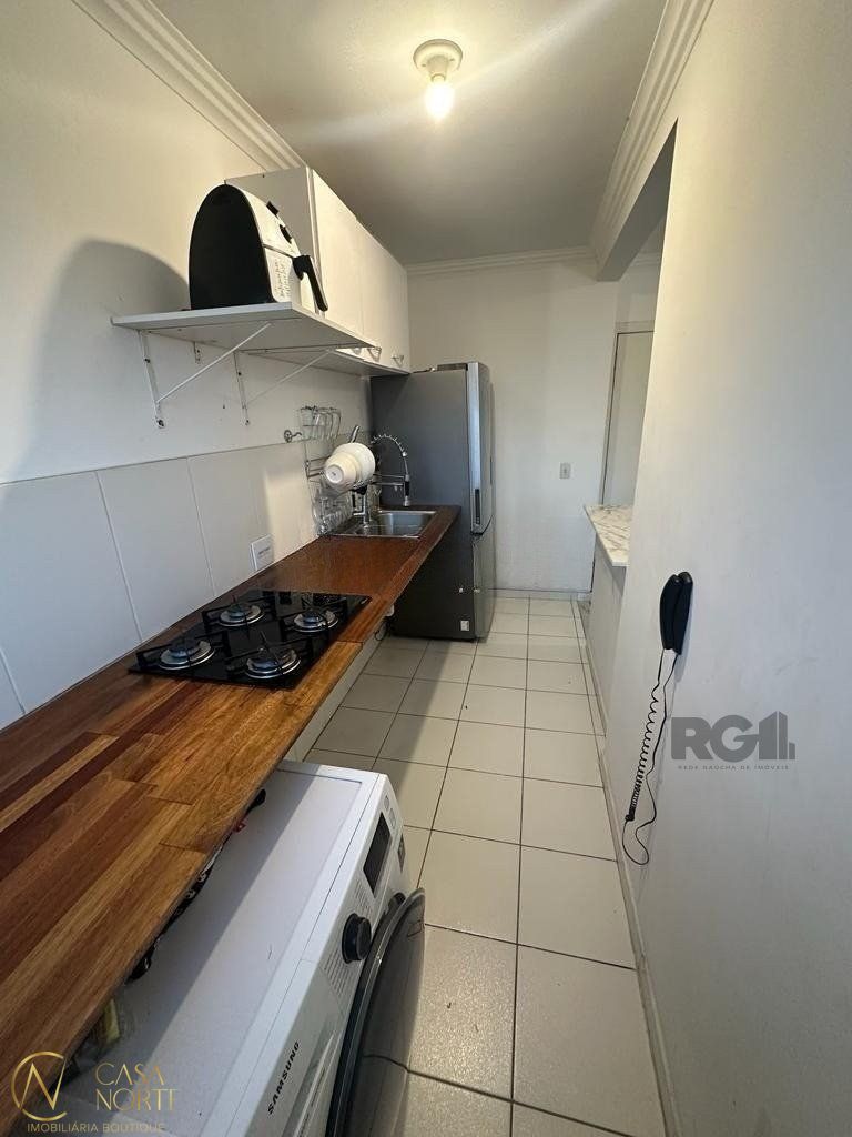 Apartamento à venda com 2 quartos, 60m², 1 vaga, Avenida Teresópolis no bairro Teresópolis em Porto Alegre