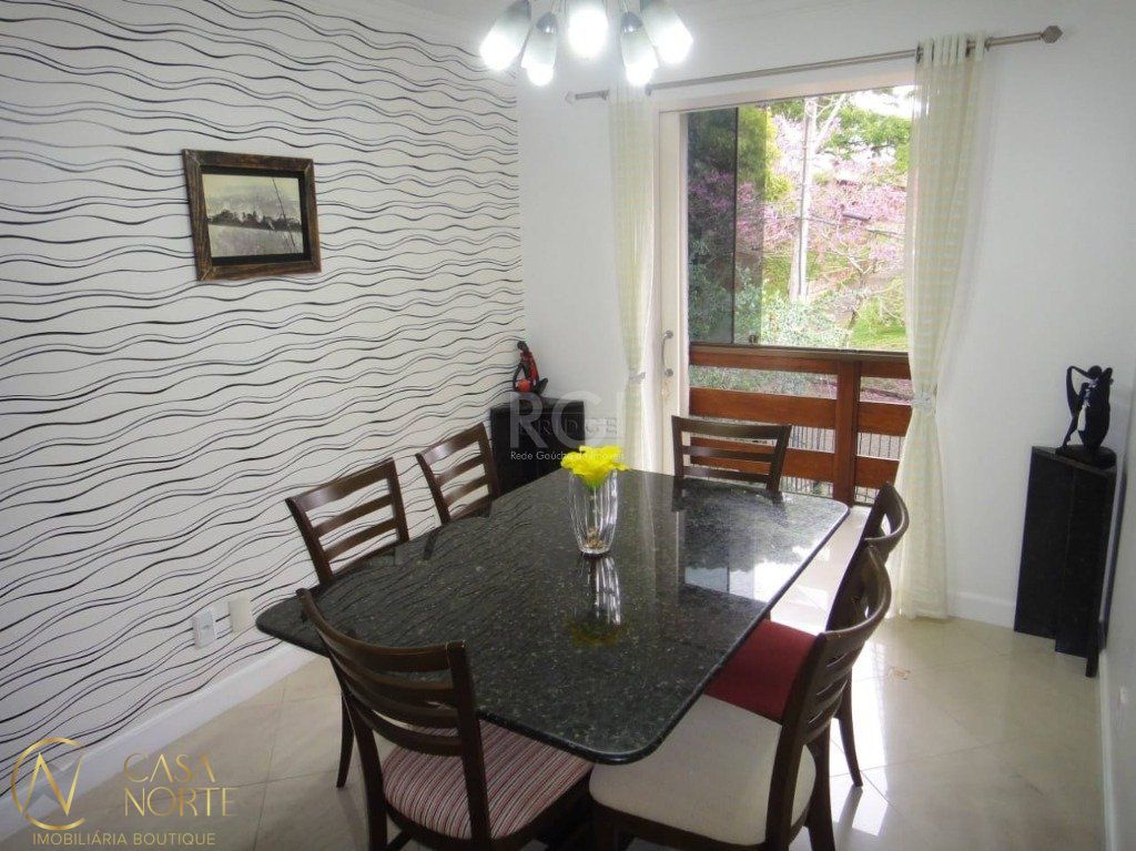 Apartamento à venda com 2 quartos, 105m², 2 vagas, Travessa Dezenove de Novembro no bairro Santo Antônio em Porto Alegre