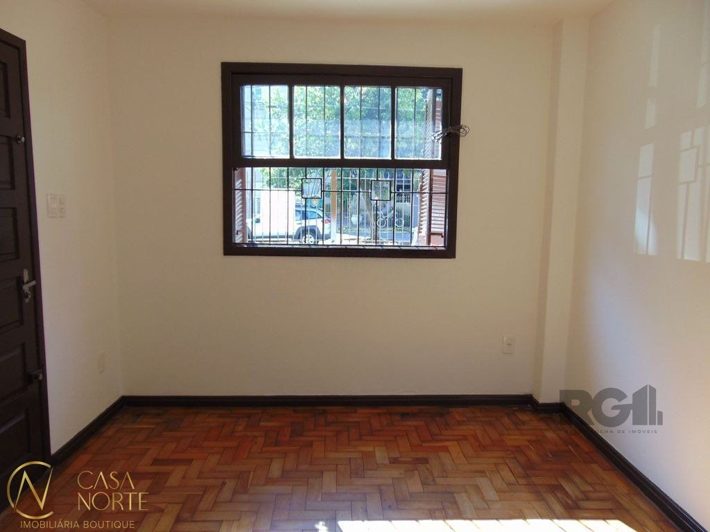 Casa à venda com 2 quartos, 84m², 2 vagas, Rua Itaboraí no bairro Jardim  Botânico em Porto Alegre