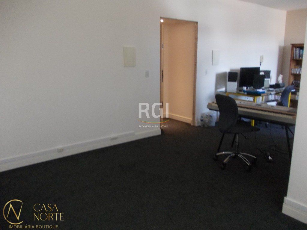 Sala Comercial à venda com 2 quartos, 40m², Avenida São Pedro no bairro São Geraldo em Porto Alegre