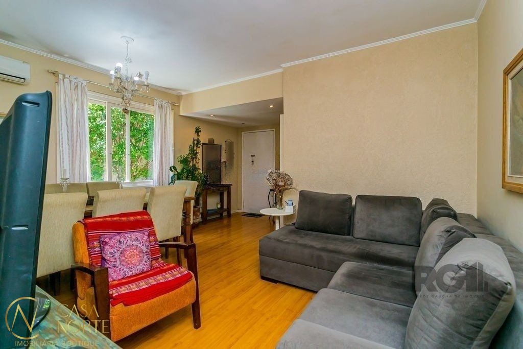 Apartamento à venda com 2 quartos, 76m², 1 vaga, Rua Casemiro de Abreu no bairro Bela Vista em Porto Alegre