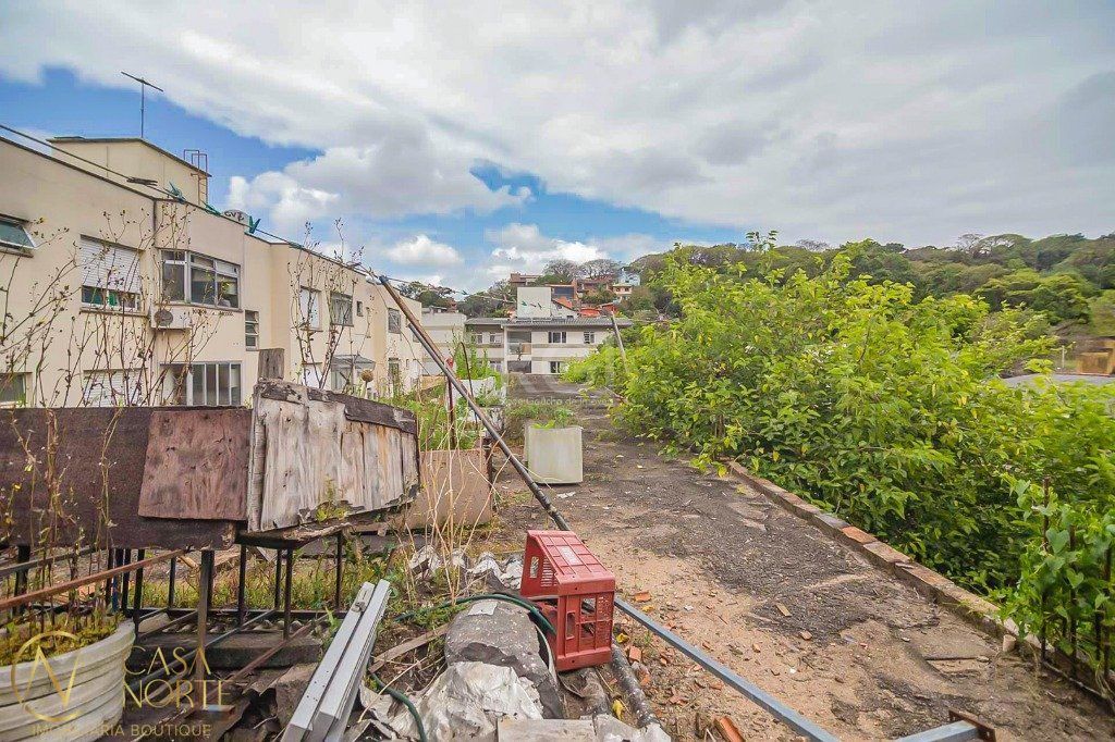 Prédio Comercial à venda , 74m², Avenida Bento Gonçalves no bairro Partenon em Porto Alegre