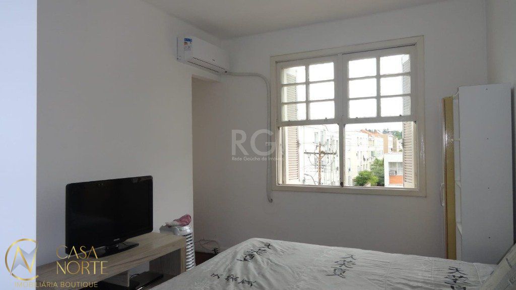 Apartamento à venda com 2 quartos, 59m², Rua Santana no bairro Farroupilha em Porto Alegre