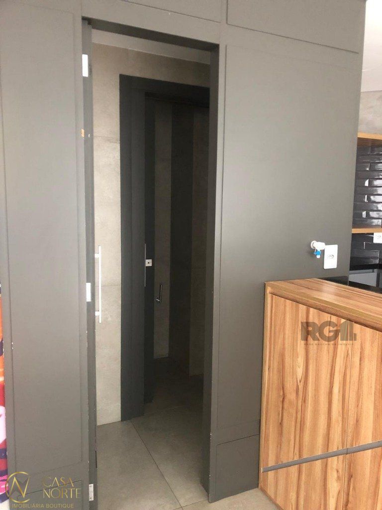 Sala Comercial à venda , 215m², Rua Dom Pedro II no bairro São João em Porto Alegre