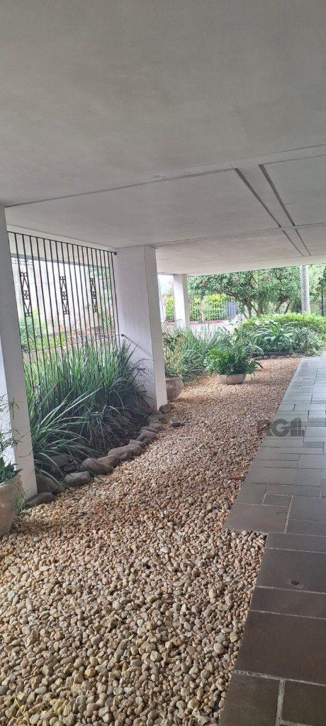 Cobertura à venda com 3 quartos, 250m², 1 suíte, 2 vagas, Rua Guararapes no bairro Petrópolis em Porto Alegre