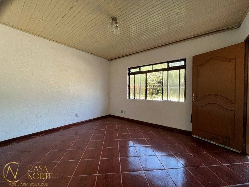 Casa à venda com 3 quartos, 160m², 1 suíte, 3 vagas, Rua Doutor Miguel Vieira Ferreira no bairro Ipanema em Porto Alegre