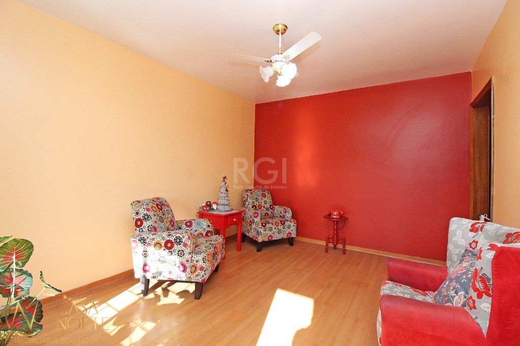 Casa à venda com 4 quartos, 280m², 1 suíte, 4 vagas, Rua Panama no bairro Bom Jesus em Porto Alegre