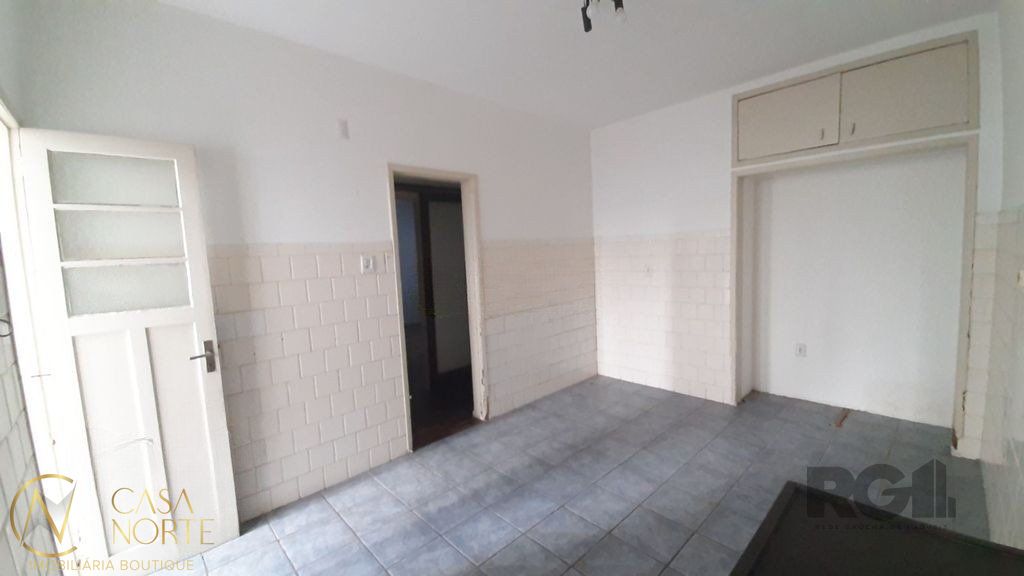 Apartamento à venda com 2 quartos, 84m², Avenida Goethe no bairro Rio Branco em Porto Alegre