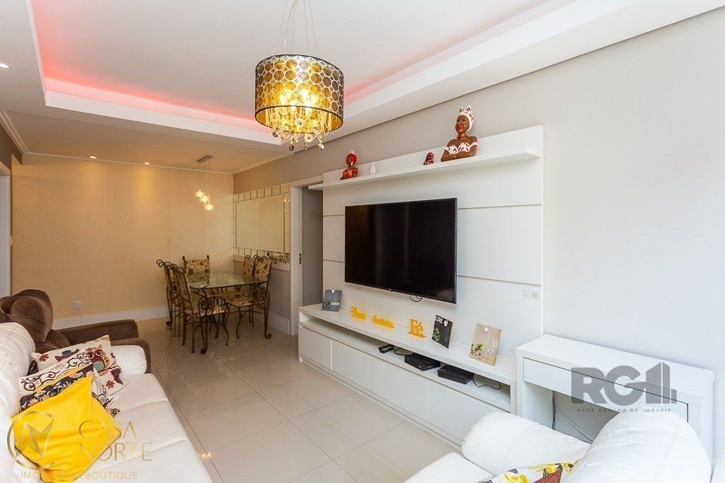 Apartamento à venda com 3 quartos, 107m², 1 suíte, Avenida Protásio Alves no bairro Rio Branco em Porto Alegre