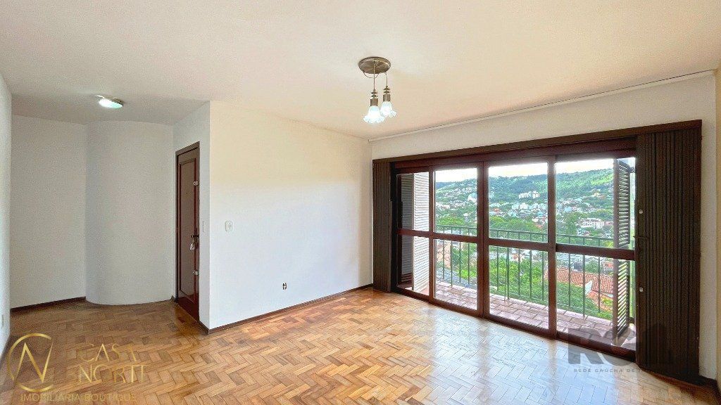 Cobertura à venda com 3 quartos, 148m², 1 suíte, 2 vagas, Rua Octávio de Souza no bairro Teresópolis em Porto Alegre