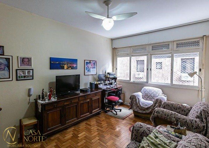 Apartamento à venda com 2 quartos, 89m², Rua Duque de Caxias no bairro Centro Histórico em Porto Alegre