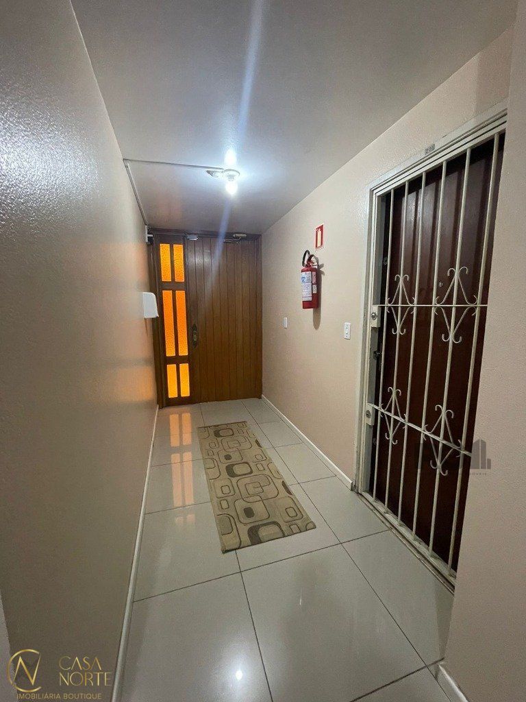 Apartamento à venda com 2 quartos, 69m², 1 vaga, Avenida Arnaldo Bohrer no bairro Teresópolis em Porto Alegre
