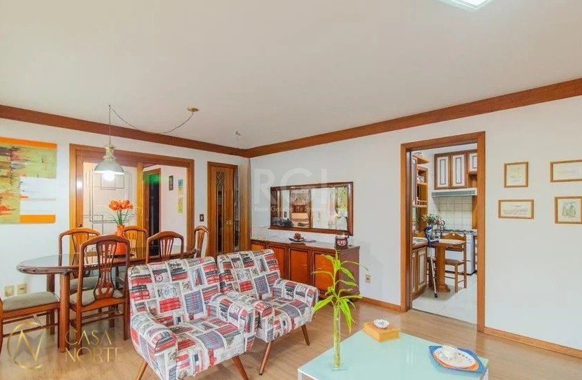 Apartamento à venda com 3 quartos, 120m², 1 vaga, Avenida Getúlio Vargas no bairro Menino Deus em Porto Alegre