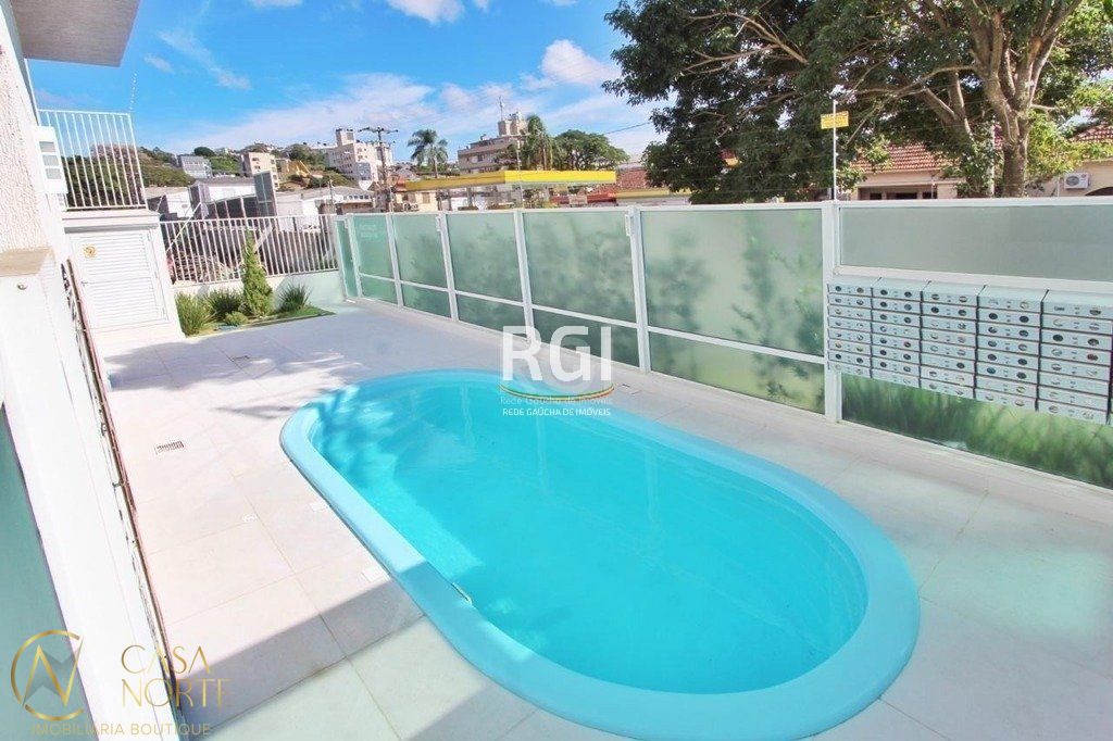 Apartamento à venda com 3 quartos, 73m², 1 suíte, 1 vaga, Rua Fonseca Ramos no bairro Medianeira em Porto Alegre