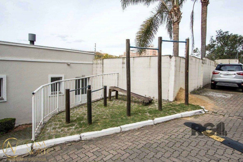 Apartamento à venda com 2 quartos, 56m², 1 vaga, Avenida Teresópolis no bairro Teresópolis em Porto Alegre