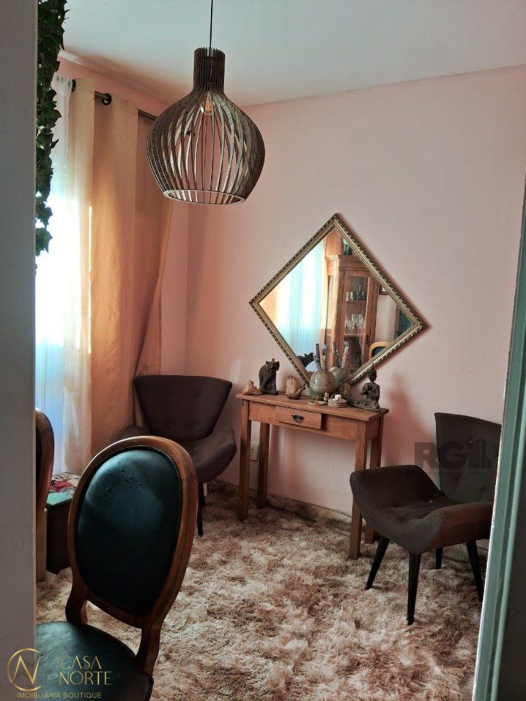Casa de Condomínio à venda com 3 quartos, 95m², 1 suíte, 1 vaga, Avenida Orleaes no bairro Guarujá em Porto Alegre