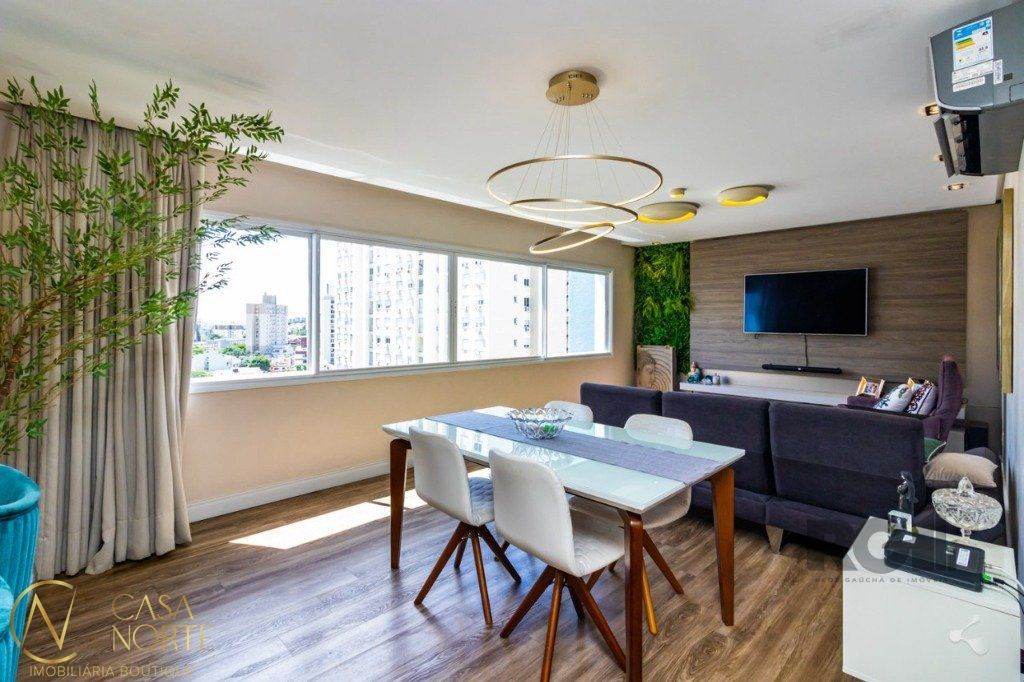 Apartamento à venda com 3 quartos, 112m², 1 suíte, 1 vaga, Rua Acelio Daudt no bairro Passo da Areia em Porto Alegre