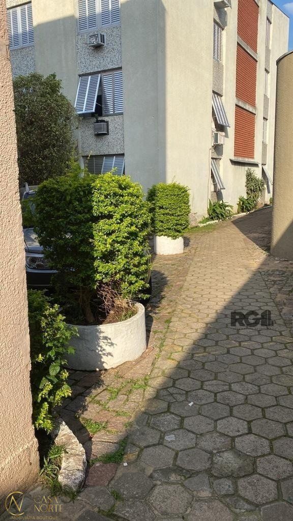 Apartamento à venda com 3 quartos, 75m², Rua Eurico Lara no bairro Medianeira em Porto Alegre