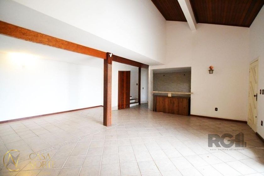 Casa à venda com 4 quartos, 190m², 1 suíte, 4 vagas, Rua dos Guananas no bairro Espírito Santo em Porto Alegre