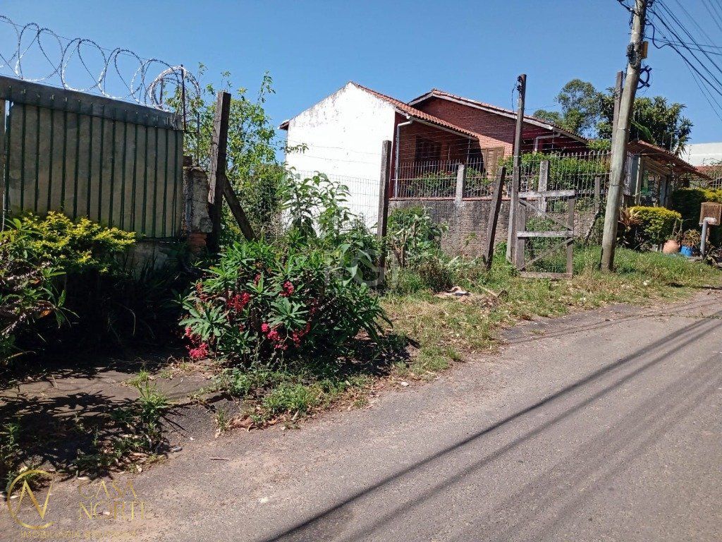 Terreno à venda  com 184m², Rua Aleste Luiz Belocchio no bairro Teresópolis em Porto Alegre