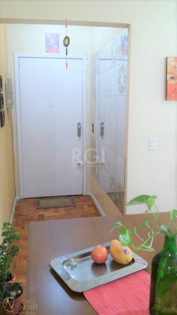 Apartamento à venda com 3 quartos, 79m², Avenida Assis Brasil no bairro Passo da Areia em Porto Alegre