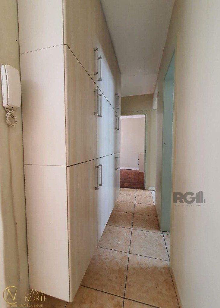Apartamento à venda com 2 quartos, 58m², 1 suíte, Rua Espirito Santo no bairro Centro Histórico em Porto Alegre