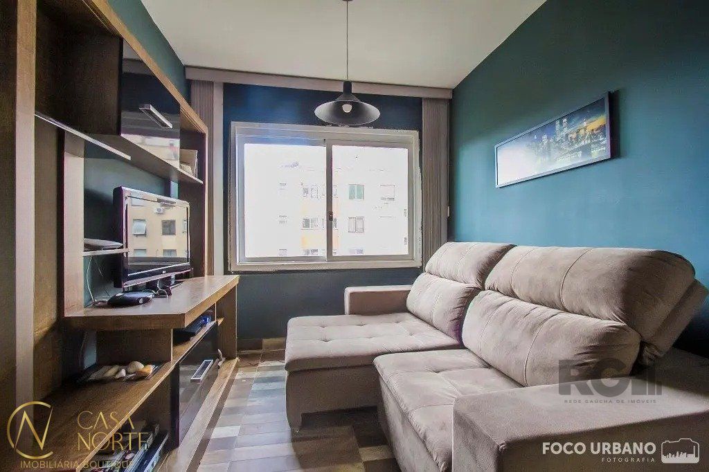 Apartamento à venda com 2 quartos, 58m², 1 vaga, Rua Alberto Silva no bairro Vila Ipiranga em Porto Alegre