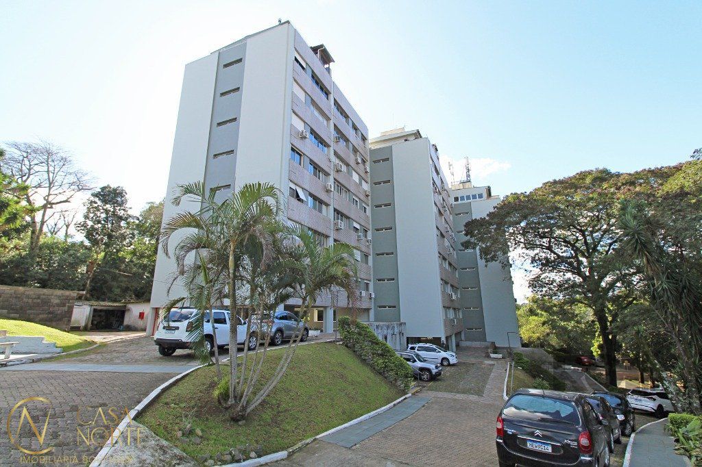 Cobertura à venda com 3 quartos, 201m², 1 suíte, 2 vagas, Rua Professor Carvalho Freitas no bairro Teresópolis em Porto Alegre