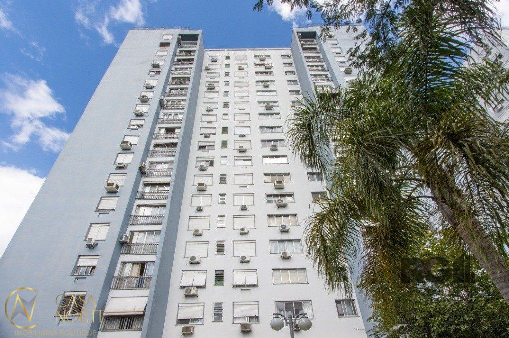 Apartamento à venda com 3 quartos, 79m², 1 vaga, Rua Curupaiti no bairro Cristal em Porto Alegre