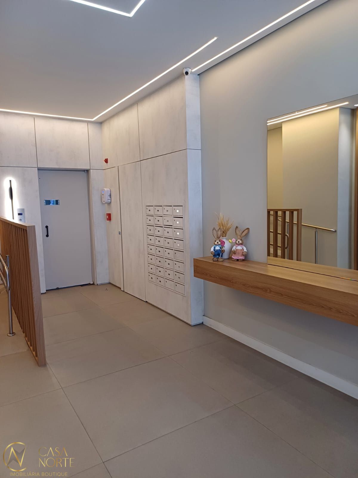 Apartamento à venda com 2 quartos, 68m², 1 vaga, Rua Doutor Sebastião Leão no bairro Azenha em Porto Alegre