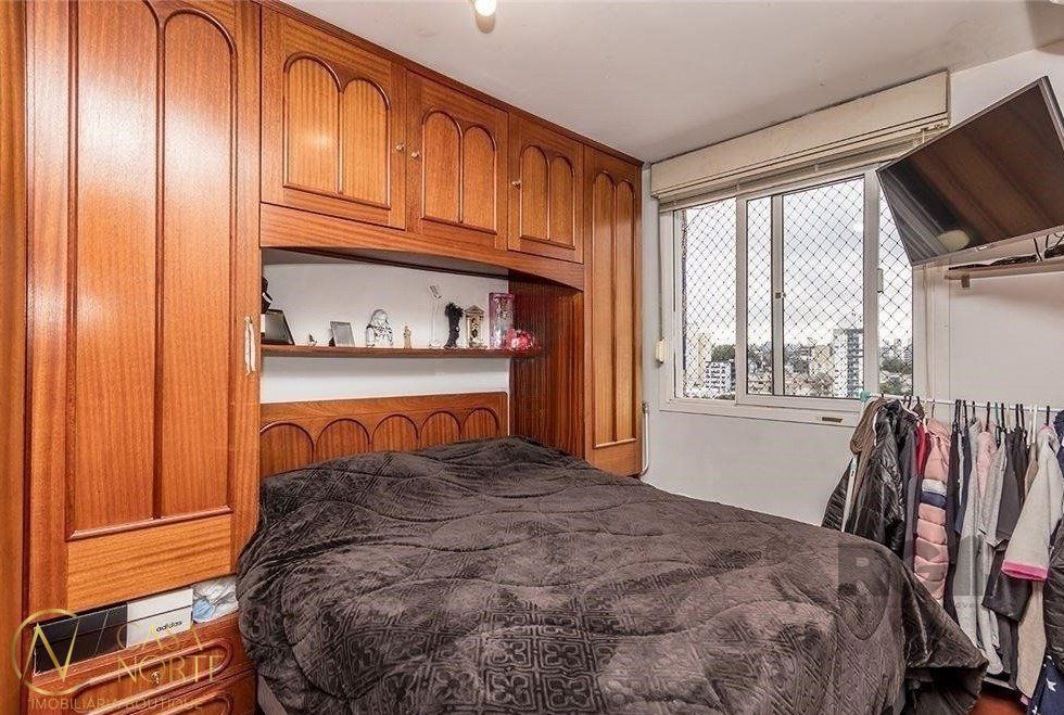 Cobertura à venda com 3 quartos, 145m², 1 suíte, 2 vagas, Rua Sape no bairro Passo da Areia em Porto Alegre