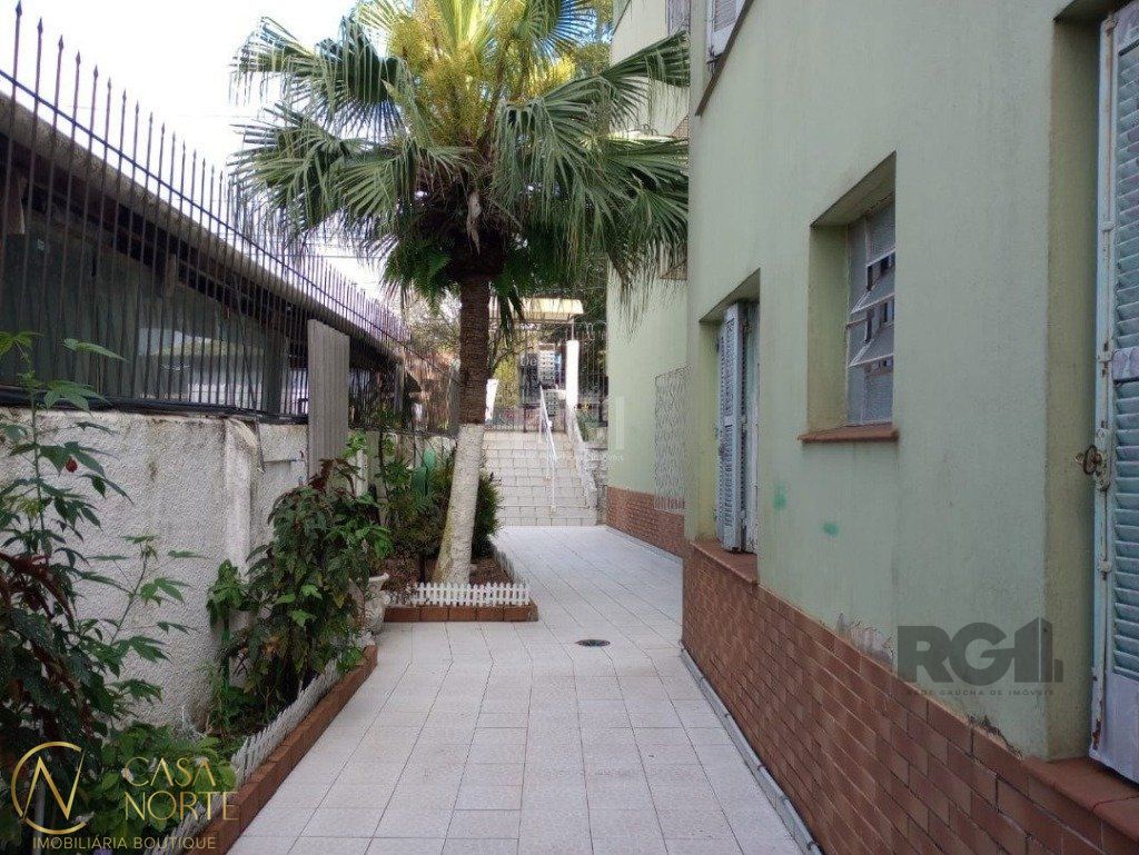 Apartamento à venda com 3 quartos, 68m², Avenida Pinheiro Borda no bairro Cristal em Porto Alegre