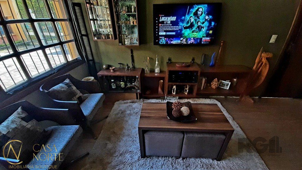 Casa de Condomínio à venda com 3 quartos, 117m², 1 suíte, 1 vaga, Rua General Gomes Carneiro no bairro Medianeira em Porto Alegre