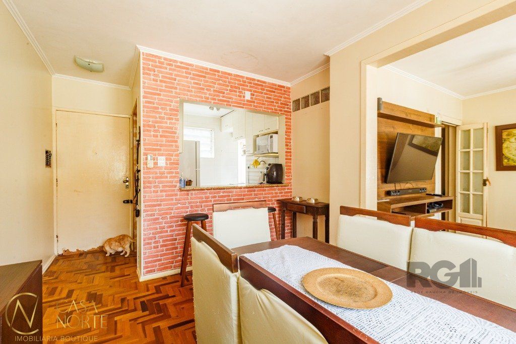 Apartamento à venda com 2 quartos, 67m², 1 vaga, Rua Dona Elvira no bairro Ipanema em Porto Alegre