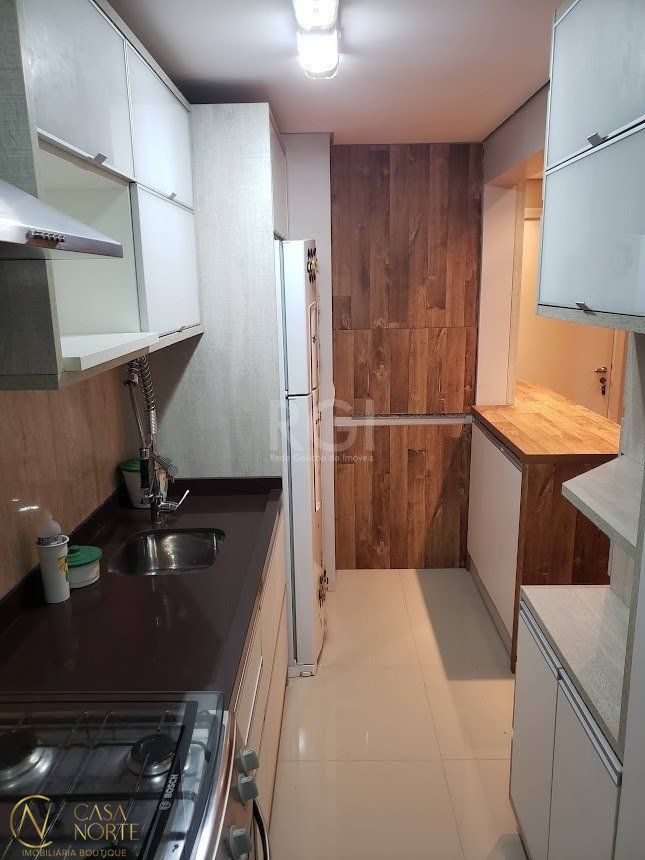 Apartamento à venda com 3 quartos, 72m², 1 suíte, 1 vaga, Rua Doutor Carlos Renato Rua Fonseca no bairro Jardim Sabará em Porto Alegre