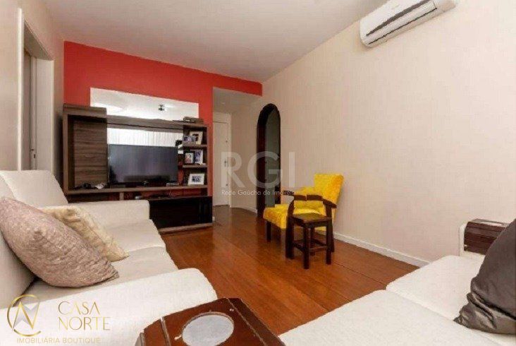 Apartamento à venda com 3 quartos, 97m², 1 suíte, 1 vaga, Avenida Bage no bairro Petrópolis em Porto Alegre