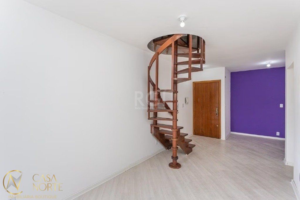Cobertura à venda com 3 quartos, 140m², 1 vaga, Avenida Jordao no bairro Bom Jesus em Porto Alegre
